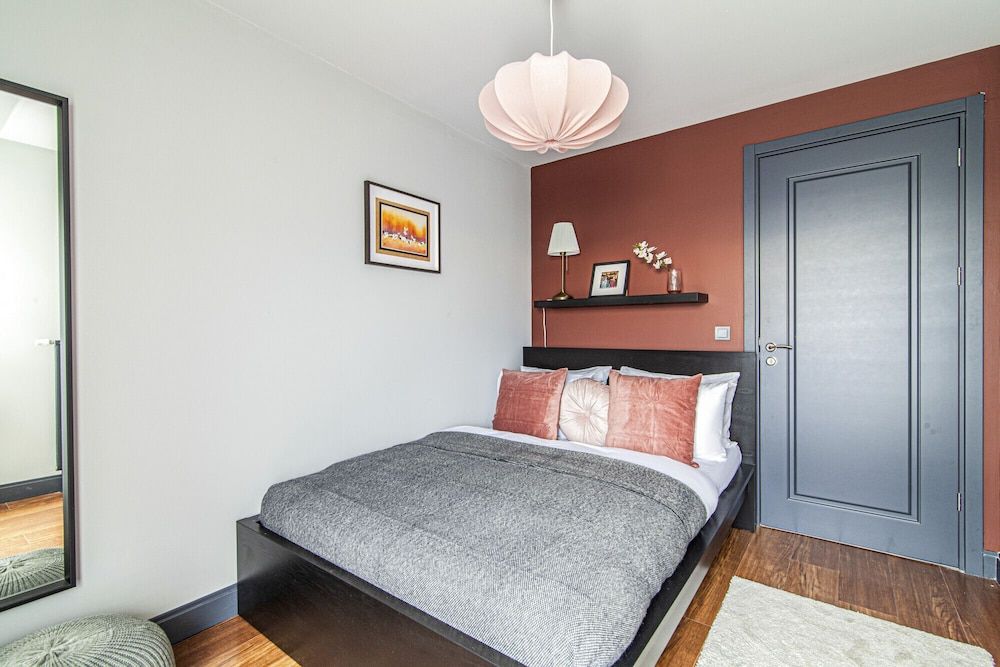 undefined Centrally Located Flat With Balcony in Beyoglu 4