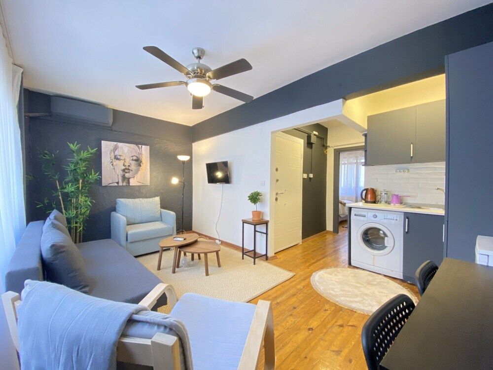 undefined Chic Flat With Balcony in the Heart of Beyoglu 6