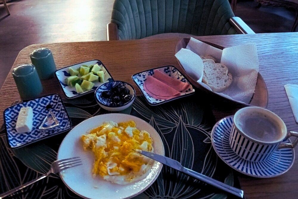 undefined Aleksandr Pera Hotel 8