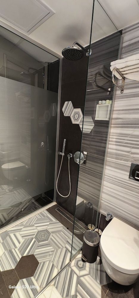 Aleksandr Pera Hotel Economy Double Room 7