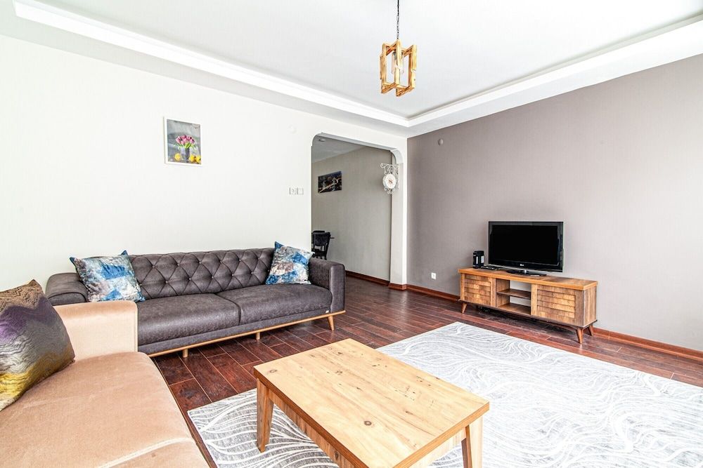 undefined Comfy Flat With Balcony in Uskudar 6