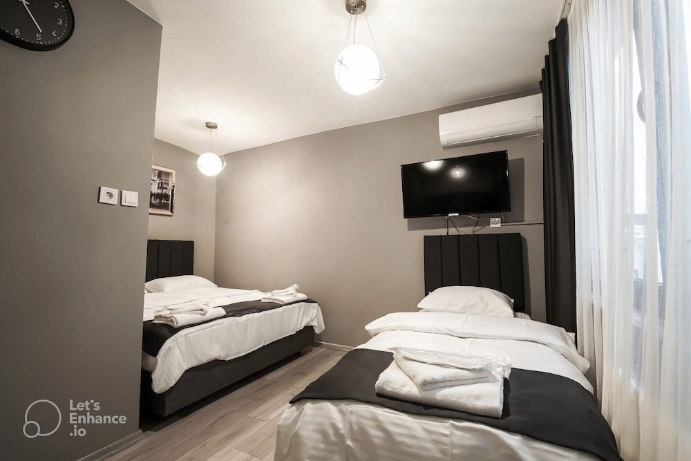 undefined Pera Wall Hotel & Suites 4