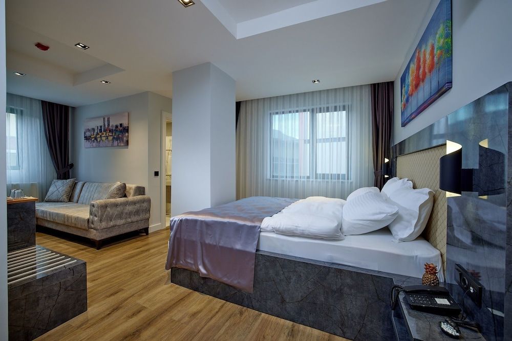 undefined The Bold Hotel 2