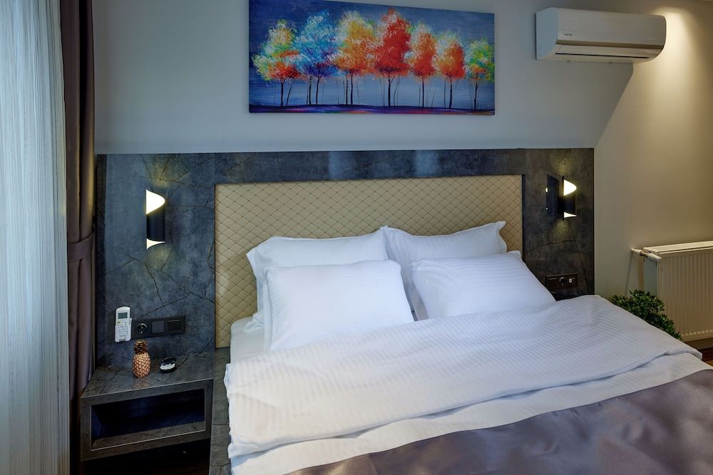 undefined The Bold Hotel 7