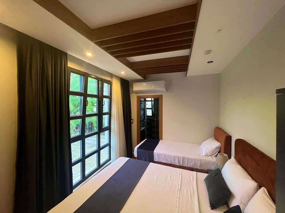 undefined Beta Hotel 2