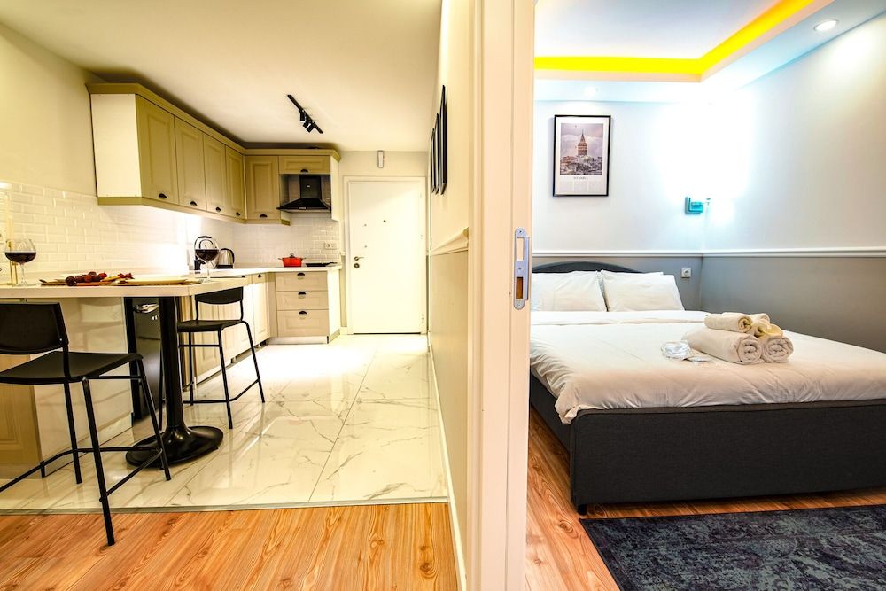 Cihangir VAV Suites Deluxe Condo