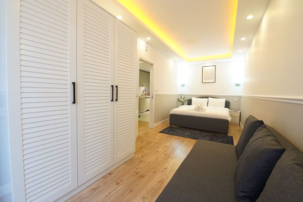 Cihangir VAV Suites Deluxe Condo 12