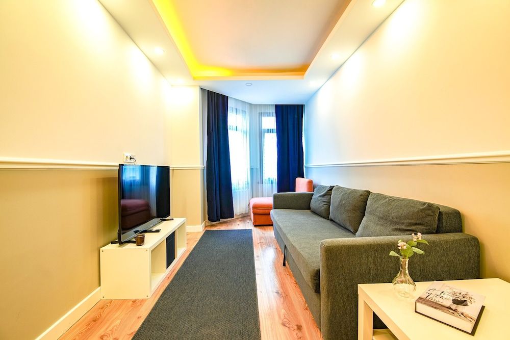 Cihangir VAV Suites Deluxe Condo 13