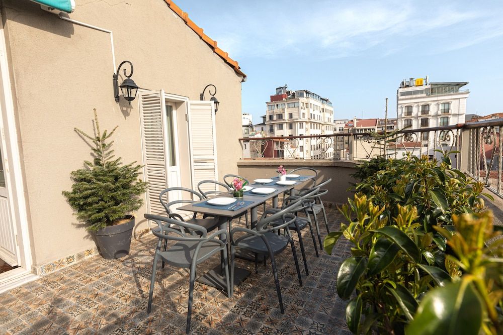 Fuga Design Apartments Deluxe Penthouse 14