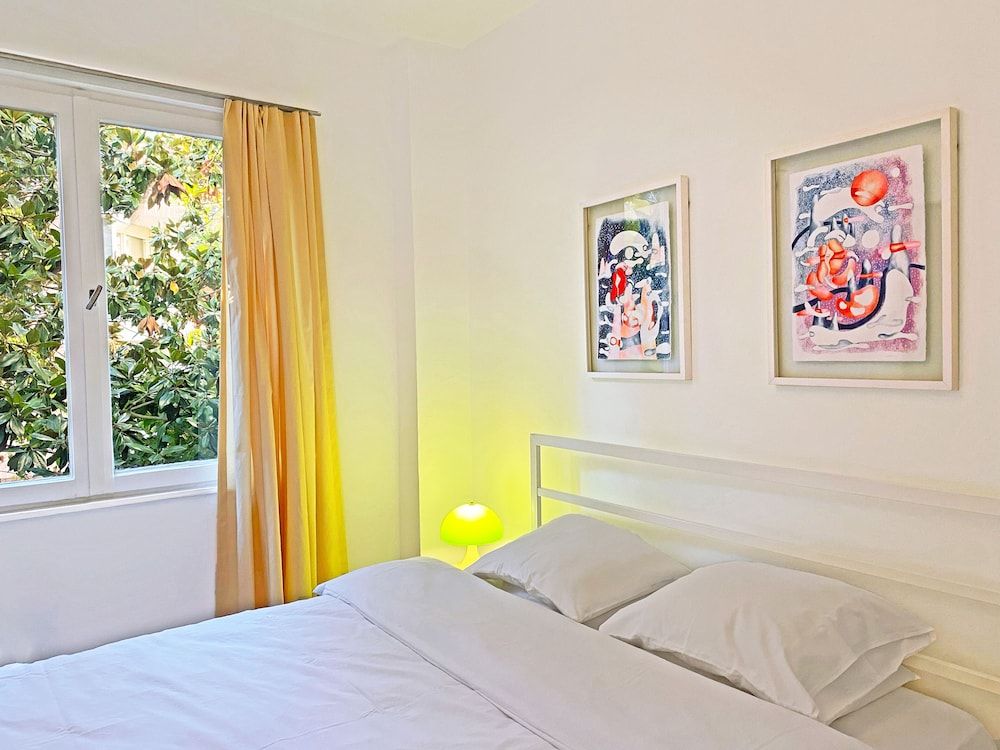 undefined Petek Pansiyon