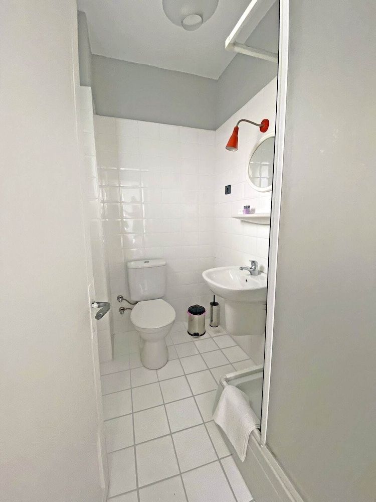 Petek Pansiyon Business Room 10