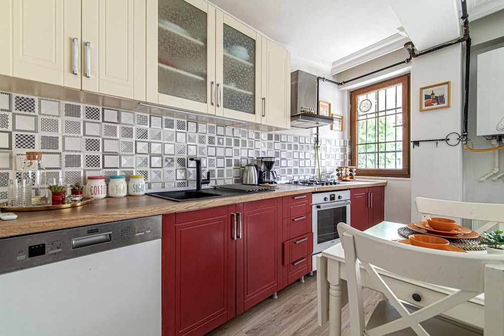 undefined Flat With Backyard Close to Sapphire Shopping Mall 10