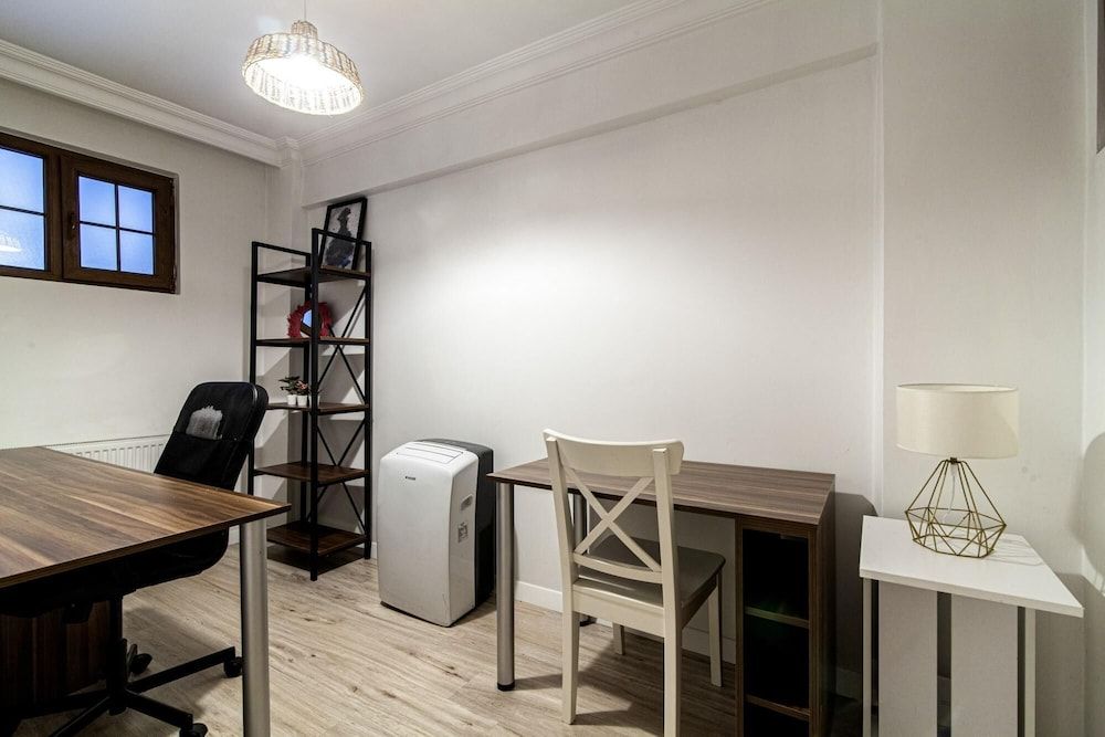 undefined Flat With Backyard Close to Sapphire Shopping Mall 4