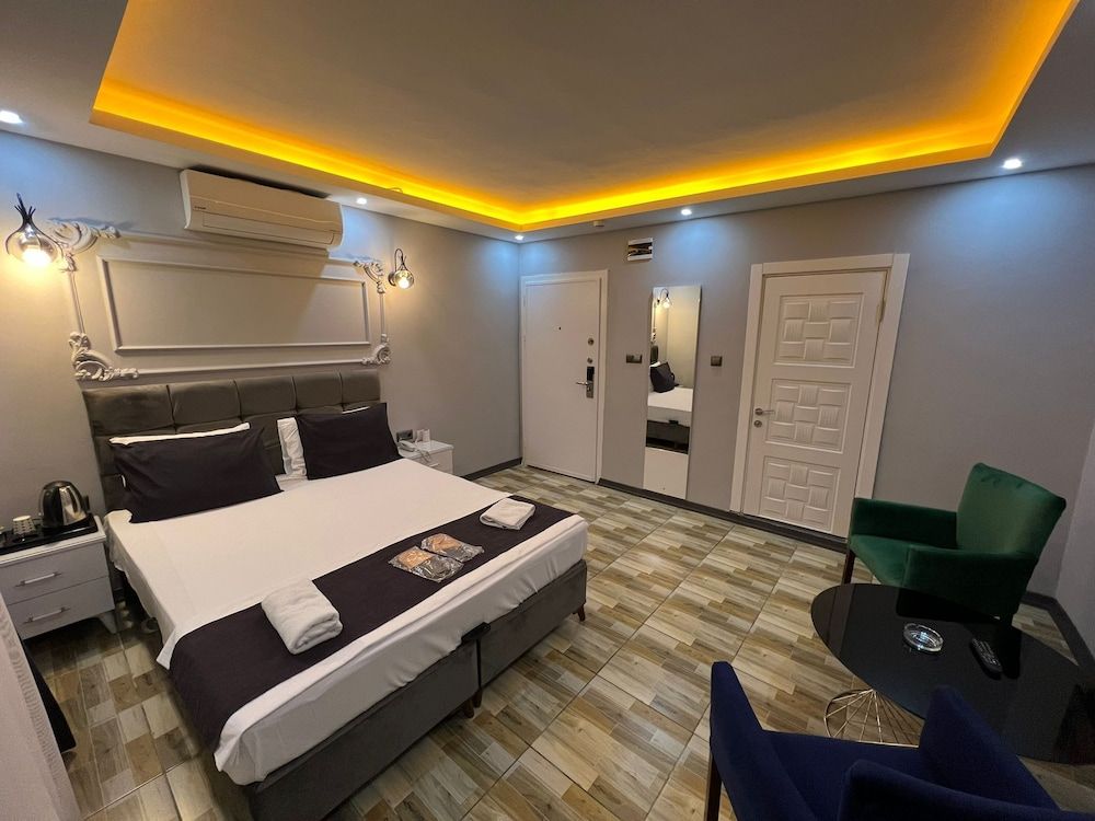 undefined Cevas Suite Hotel 2