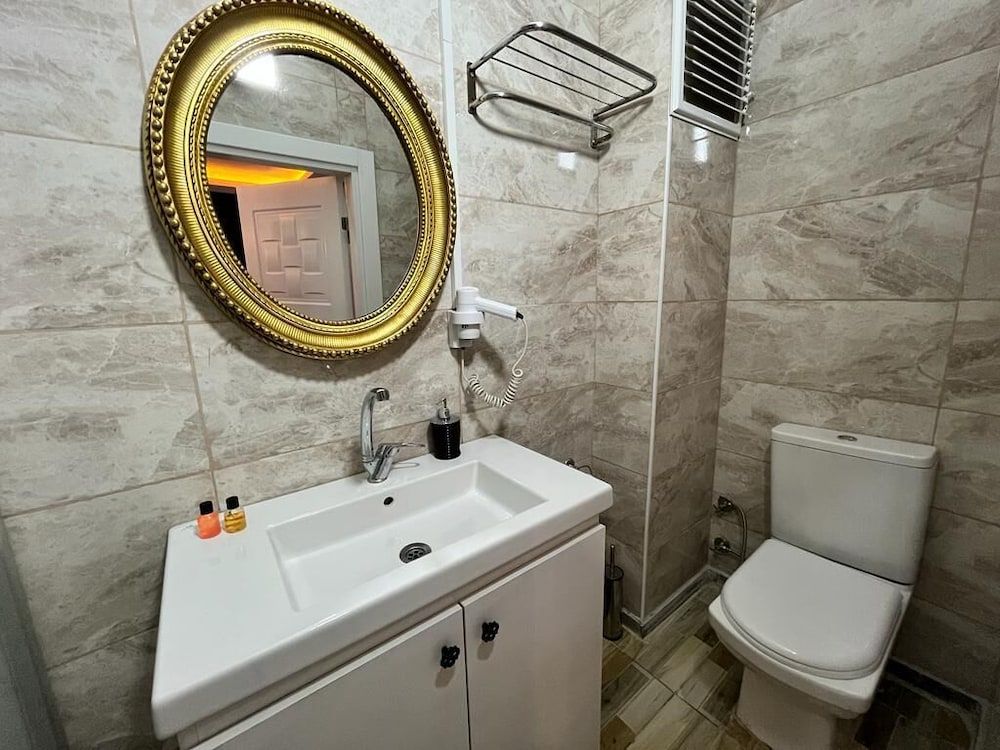 undefined Cevas Suite Hotel 5