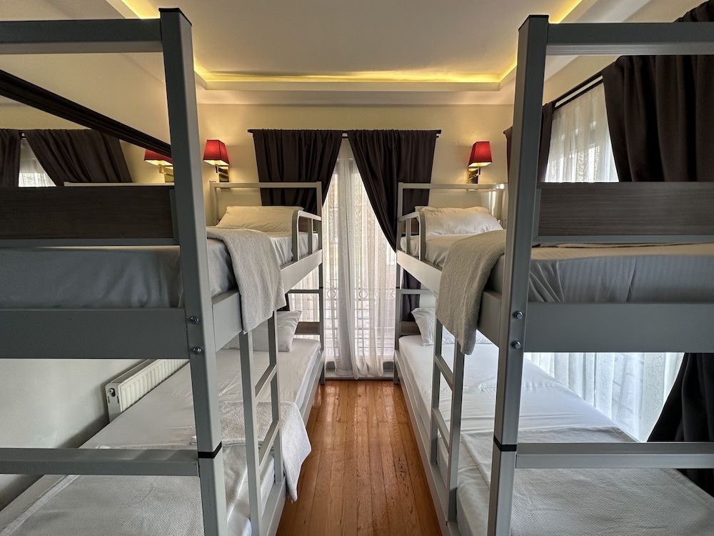 undefined S.E.S. Taksim 3