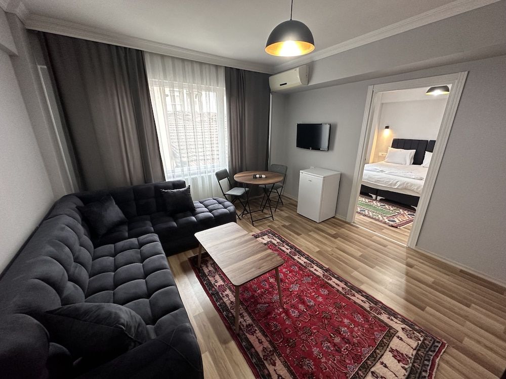 undefined Asparagus Hotel Suits Old City 5