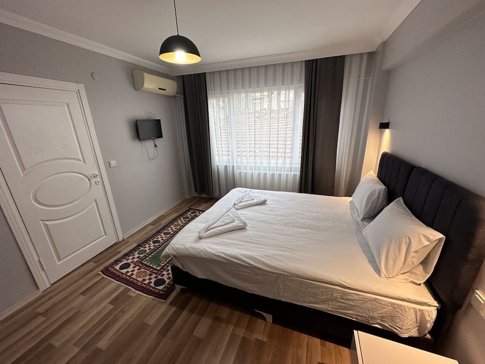 Modern apart Close To Blue Mosque and Hagia Sophia Old City 504