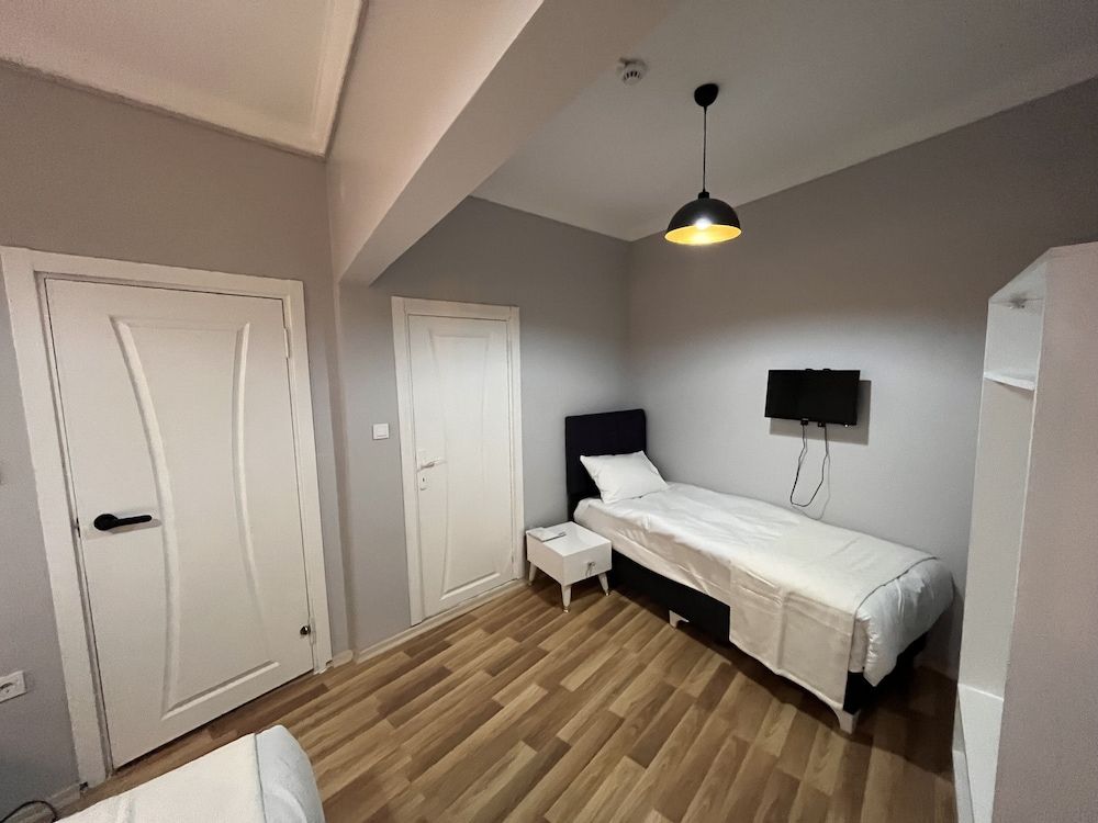 undefined Asparagus Hotel Suits Old City 9