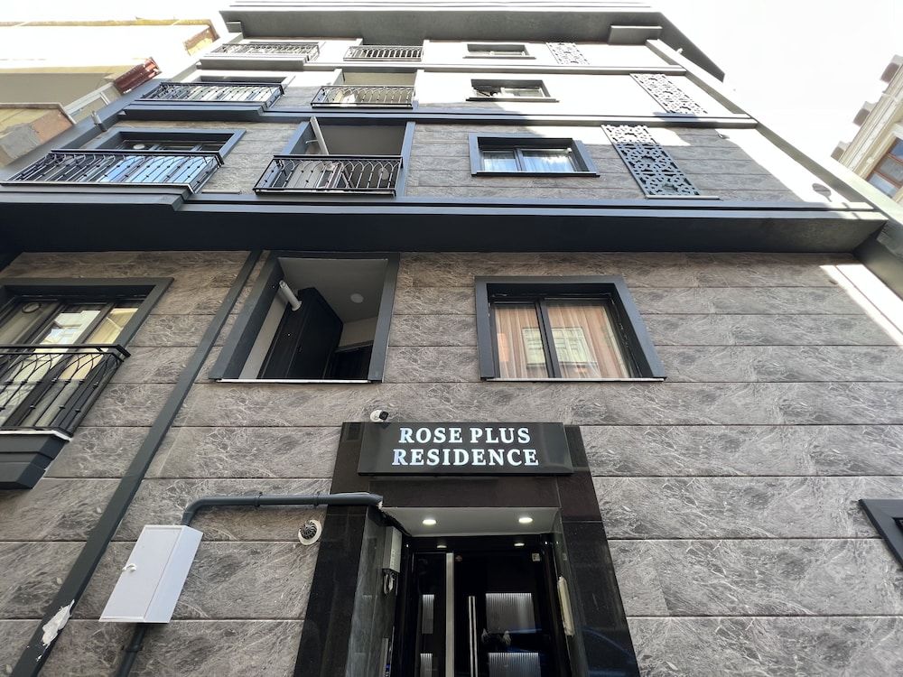 undefined Rose Plus Residence 3