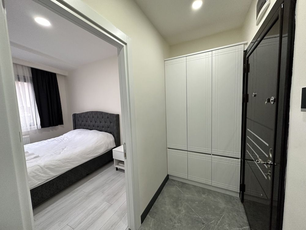 undefined Rose Plus Residence 8