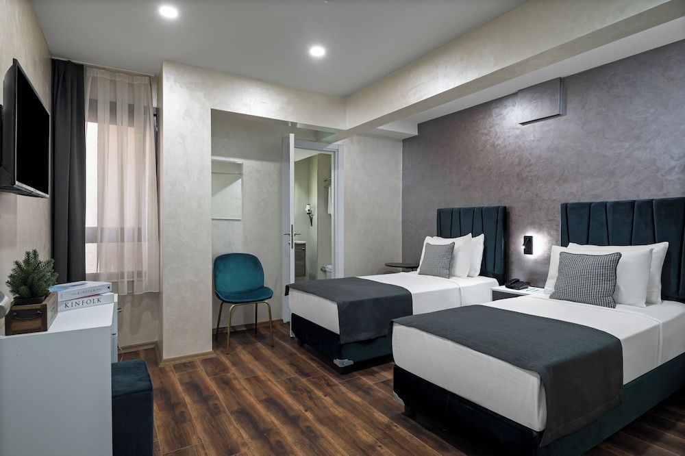 Economy Twin Room