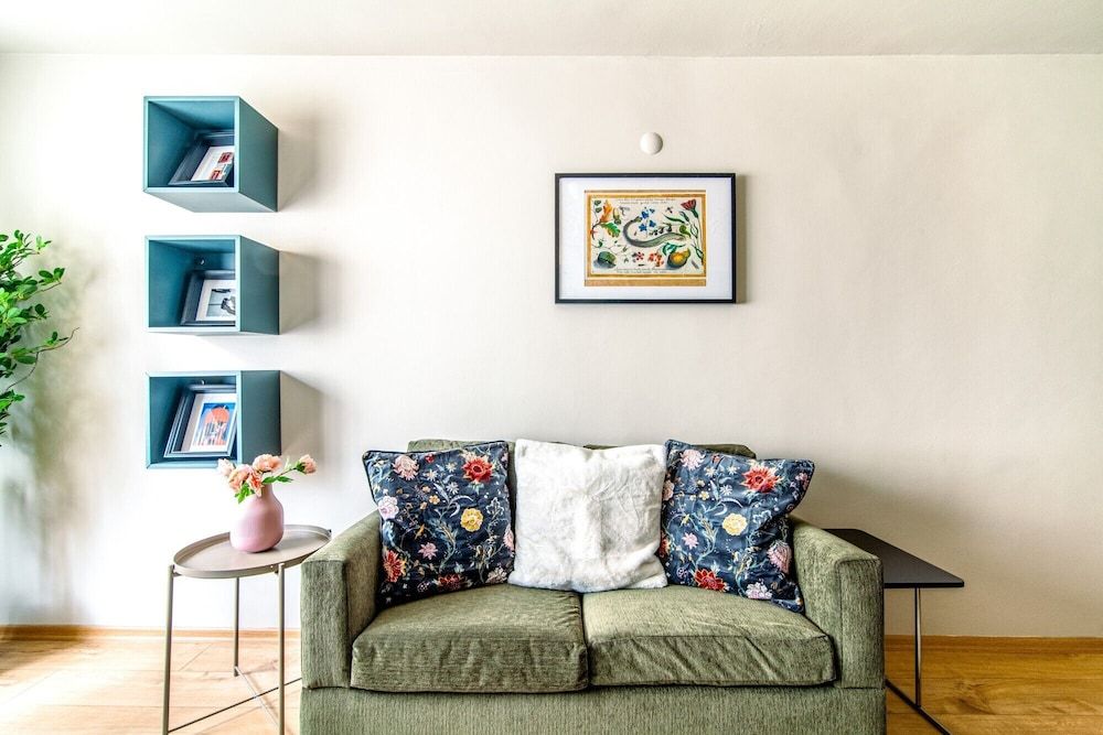 undefined Stunning Flat With Excellent Location in Tesvikiye 4