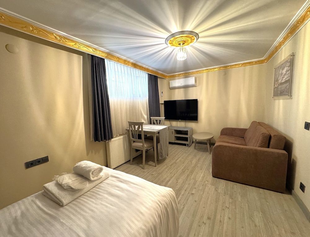 undefined Taksim No 44 Hotel & Suites 2