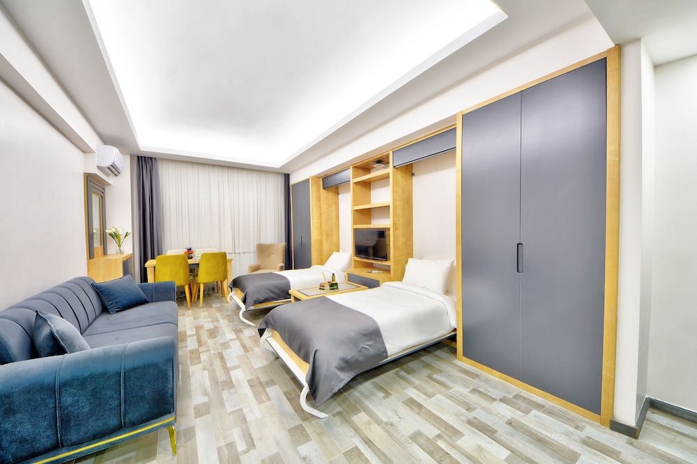 undefined North Blue Life 9