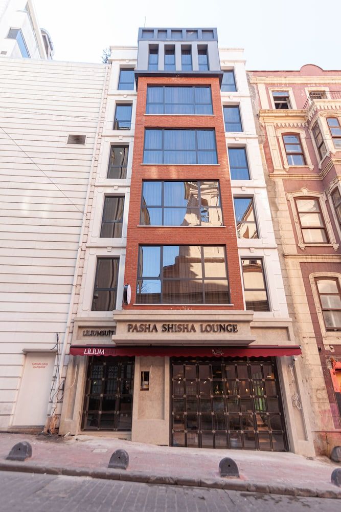 undefined Lilium Luxury Suites 4