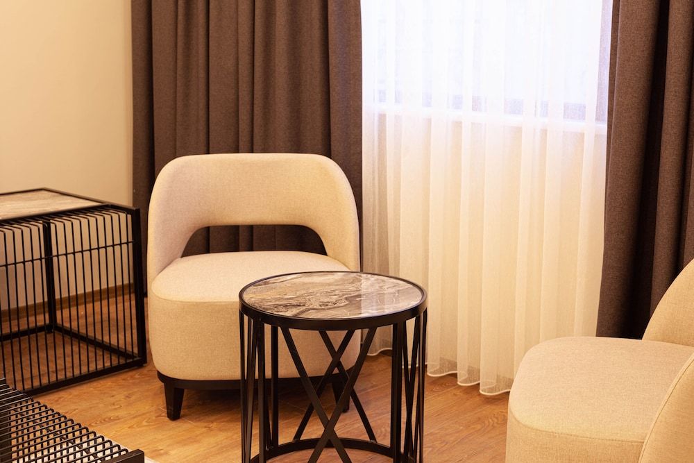 Lilium Luxury Suites Comfort Suite, 1 Double Bed with Sofa bed, Smoking, Courtyard View 16