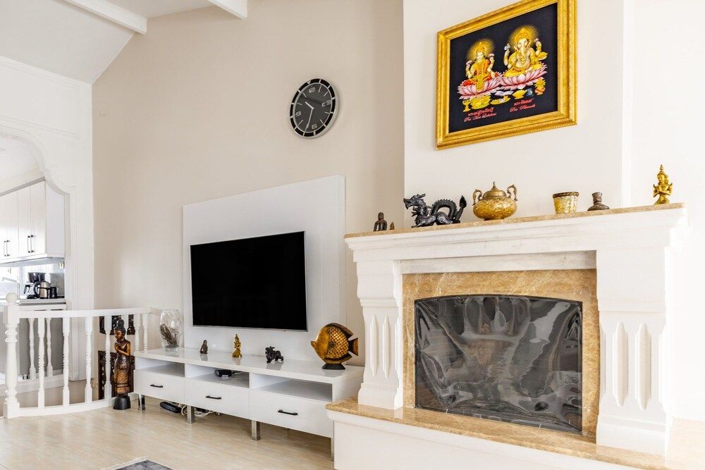 Sleek Flat Close to Osmanbey Metro Station Apartment 14