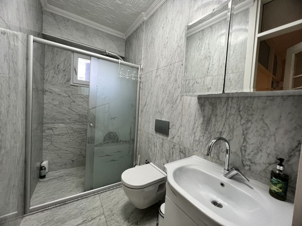 undefined Sleek Flat Close to Osmanbey Metro Station 10