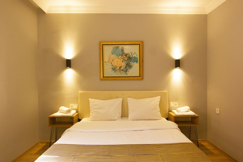 undefined Elpida Boutique 5