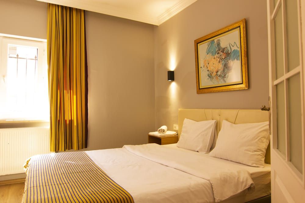 undefined Elpida Boutique 6