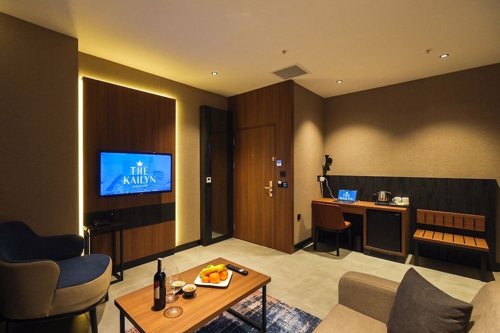 The Kailyn Hotels & Suites Atasehir Standard Suite, 1 Bedroom 11
