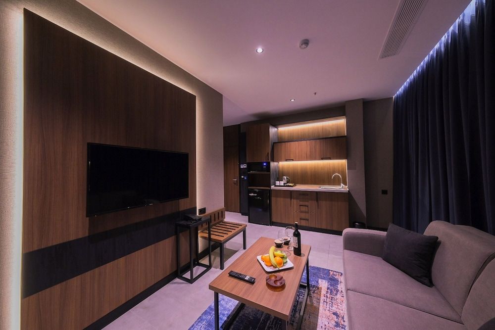 The Kailyn Hotels & Suites Atasehir Standard Suite, 1 Bedroom 16