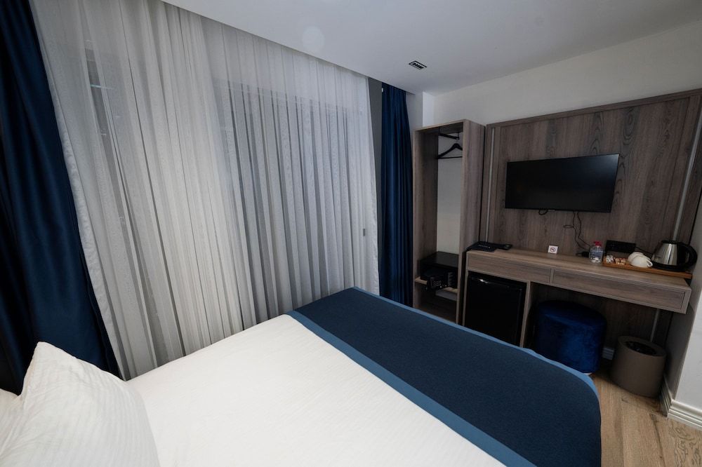 Mona Bosphorus Economy Double Room 4