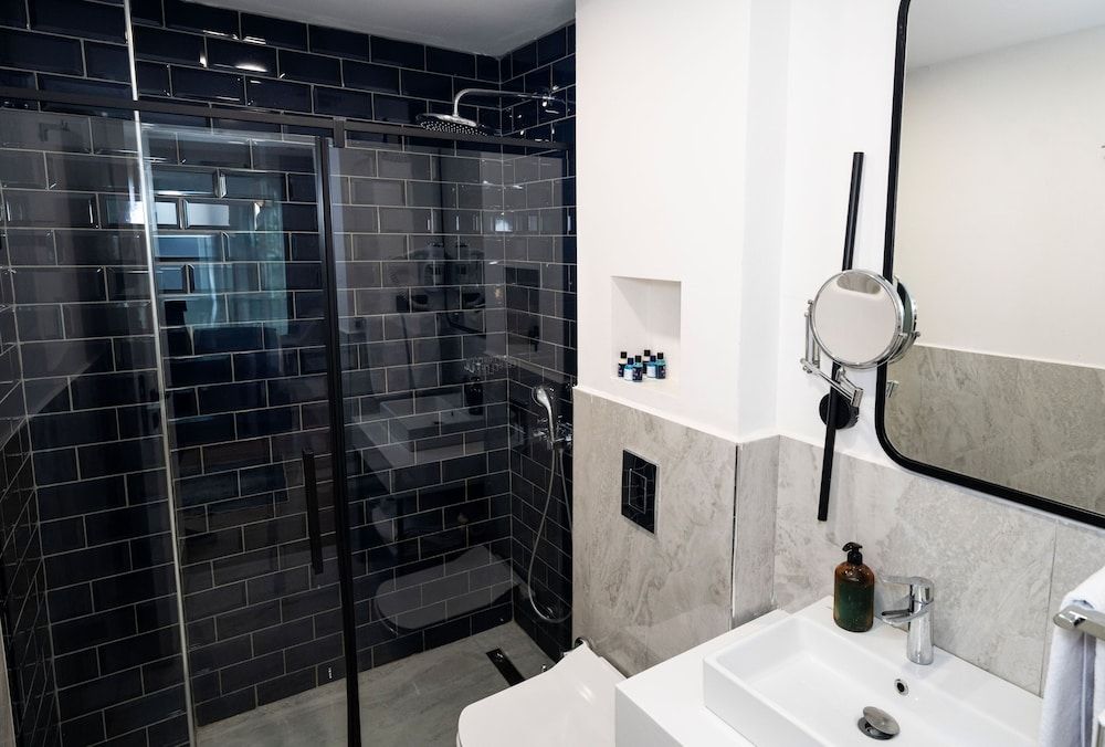 Mona Bosphorus Economy Double Room 7