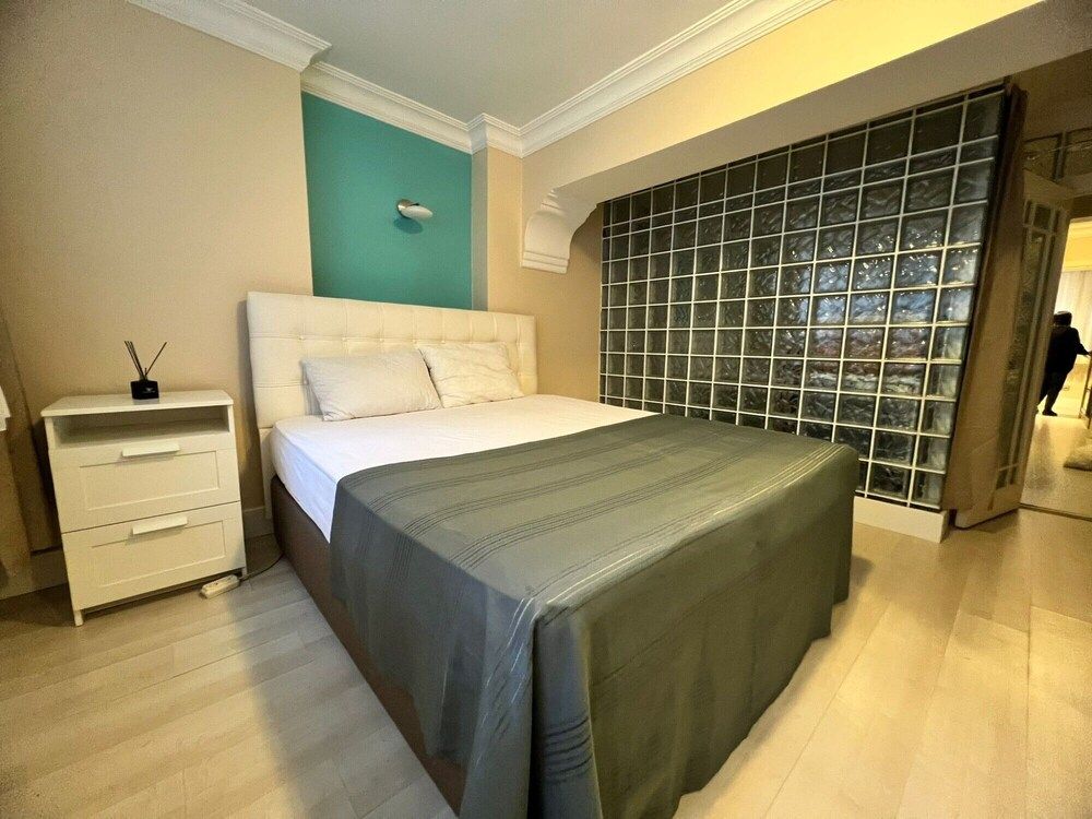 undefined Modern Apartment Near Osmanbey Metro Station 4