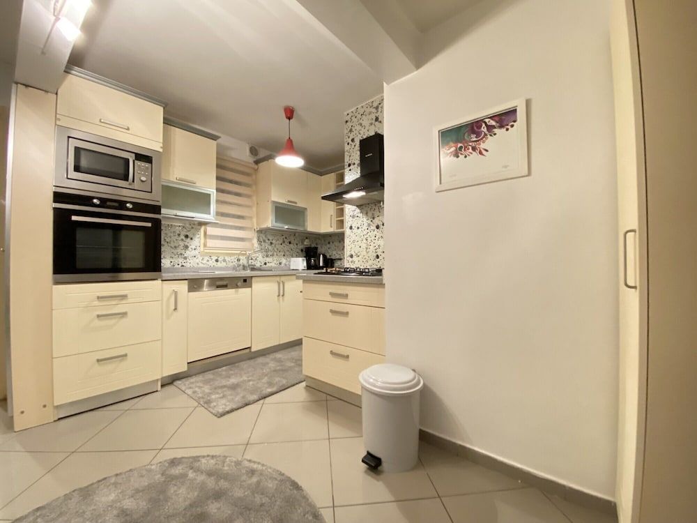 Sleek and Central Flat With Backyard in Sisli Apartment 41