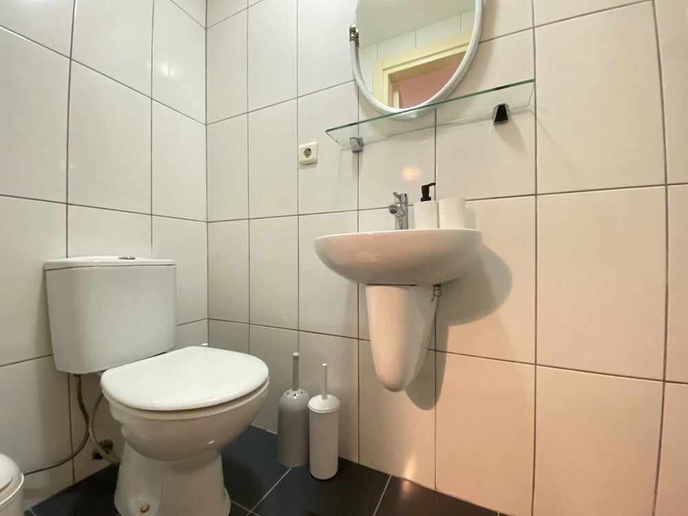 Sleek and Central Flat With Backyard in Sisli Apartment 34