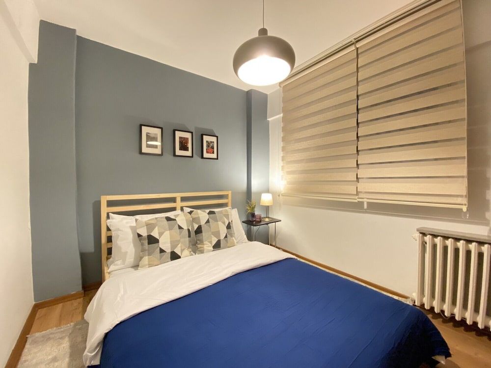 Sleek and Central Flat With Backyard in Sisli Apartment 26