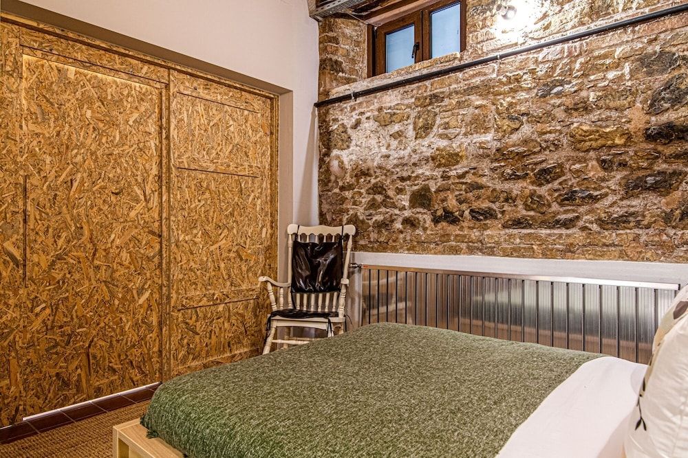 Centrally Located Historical Flat in Beyoglu Apartment 19