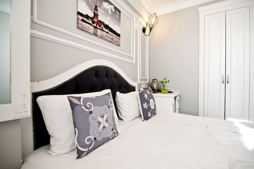 Nova City Hotel Double Room 6