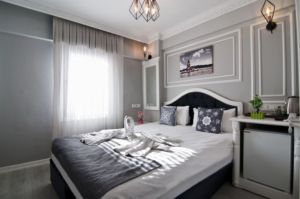 Nova City Hotel Double Room 11