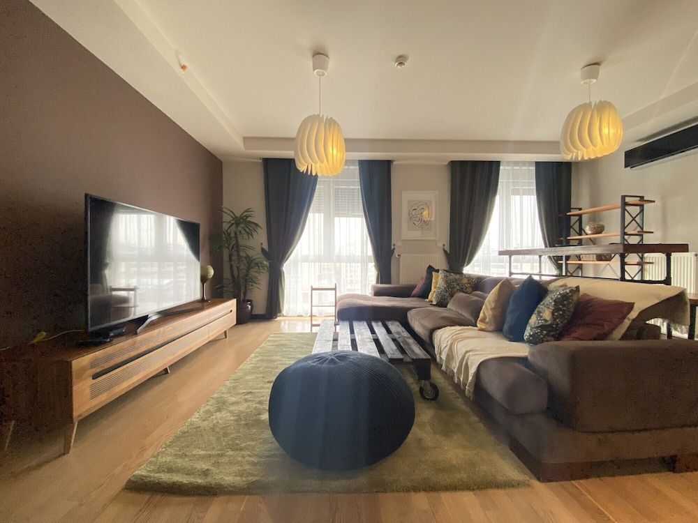 undefined Chic Residence Flat With Central Location in Sisli 3