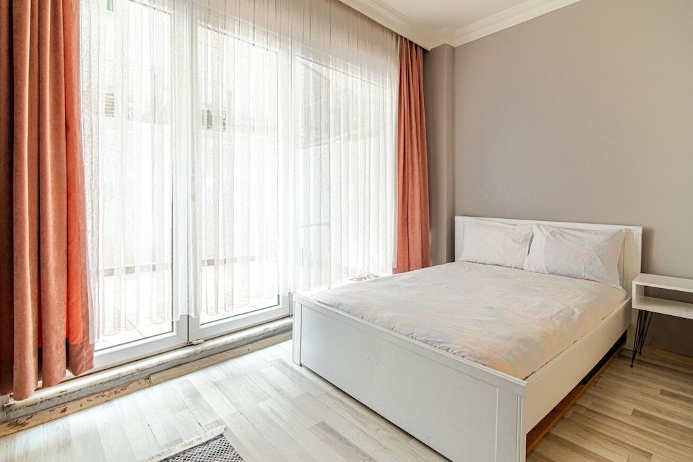 undefined Central Flat Close to Cevahir Shopping Mall 2