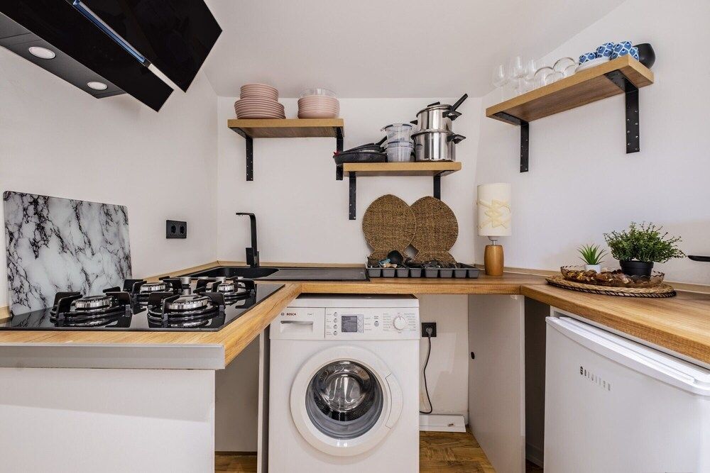 undefined Lovely Flat With Terrace on Istiklal Street 8