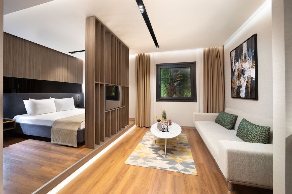 undefined Nish Palace Besiktas